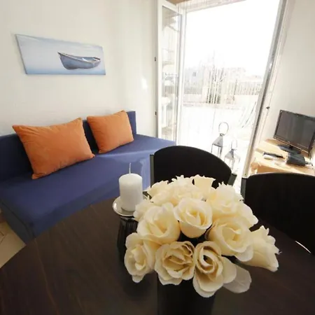 Katija - One Bedroom 7 アパート Baška Voda